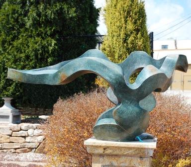 Choosing a Garden Statue or Garden Sculpture? What’s the difference and does it matter?