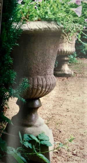 Estate Upright Vase - English
